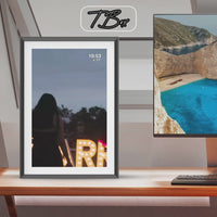 Timebox™ Digital Picture Frame 10.1" Black & White